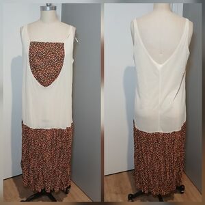 Vintage Underdress with floral details